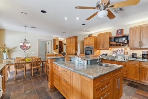 Villa ou maison à vendre à Orlando, Floride: 4 chambres, 393.91 m2 № 1774098 - photo 7