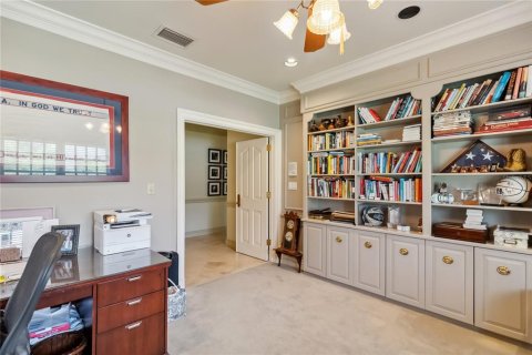 Villa ou maison à vendre à Orlando, Floride: 4 chambres, 393.91 m2 № 1774098 - photo 14