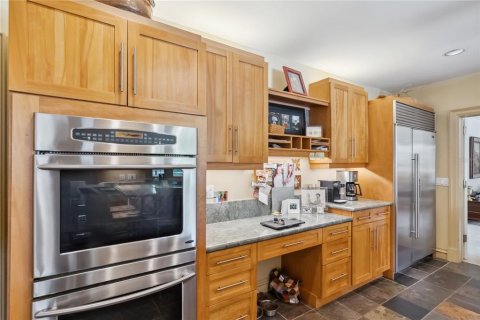 Villa ou maison à vendre à Orlando, Floride: 4 chambres, 393.91 m2 № 1774098 - photo 9