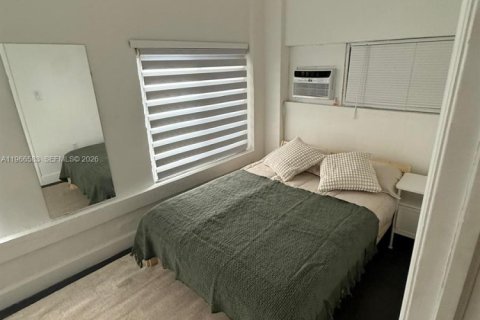 Propiedad comercial en venta en Miami, Florida № 2028155 - foto 15
