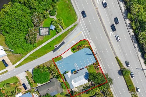 Commercial property in Stuart, Florida № 2353161 - photo 2