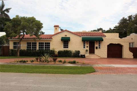 Casa en venta en Fort Lauderdale, Florida, 3 dormitorios, 183.02 m2 № 1685851 - foto 1