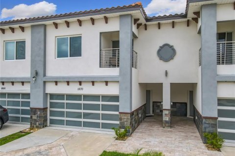 Adosado en venta en Davenport, Florida, 3 dormitorios, 208.57 m2 № 1777262 - foto 2