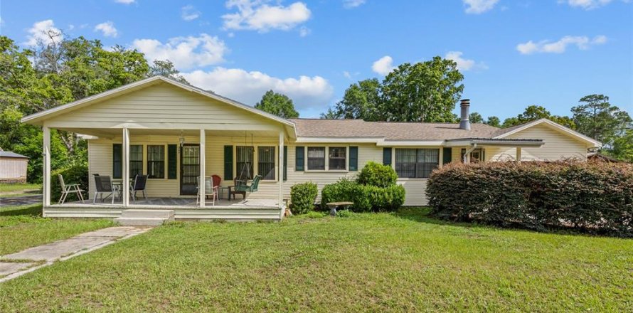 House in Branford, Florida 3 bedrooms, 134.52 sq.m. № 1778717