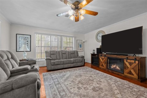 House in Branford, Florida 3 bedrooms, 134.52 sq.m. № 1778717 - photo 6