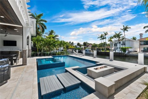Villa ou maison à vendre à Fort Lauderdale, Floride: 5 chambres, 368.17 m2 № 1855028 - photo 3