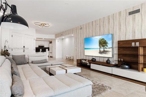 Condominio en alquiler en Hollywood, Florida, 2 dormitorios, 161 m2 № 2044736 - foto 6