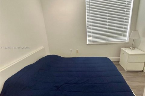 Condominio en venta en Miami Beach, Florida, 1 dormitorio, 34.65 m2 № 1988382 - foto 4