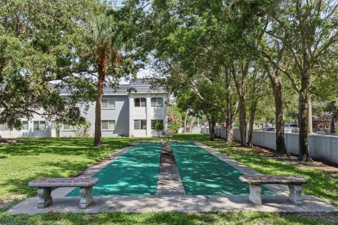 Condo in Saint Petersburg, Florida, 1 bedroom  № 2377905 - photo 23