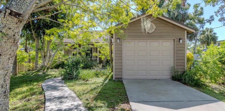 Villa ou maison à Sarasota, Floride 2 chambres, 85.93 m2 № 1851446