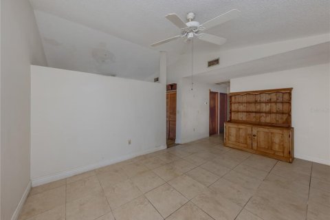 Villa ou maison à vendre à Sarasota, Floride: 2 chambres, 85.93 m2 № 1851446 - photo 4