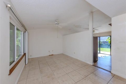 Villa ou maison à vendre à Sarasota, Floride: 2 chambres, 85.93 m2 № 1851446 - photo 7