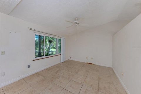 Villa ou maison à vendre à Sarasota, Floride: 2 chambres, 85.93 m2 № 1851446 - photo 6