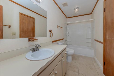 Villa ou maison à vendre à Sarasota, Floride: 2 chambres, 85.93 m2 № 1851446 - photo 13