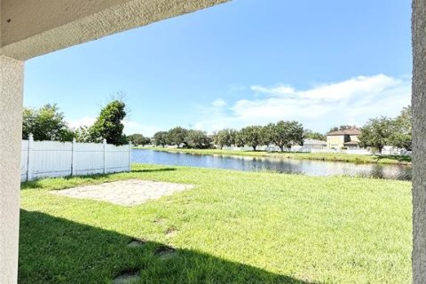 Villa ou maison à louer à Gibsonton, Floride: 3 chambres, 137.68 m2 № 2341616 - photo 7