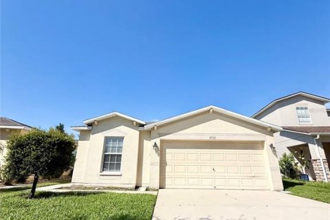 House in Gibsonton, Florida 3 bedrooms, 137.68 sq.m. № 2341616