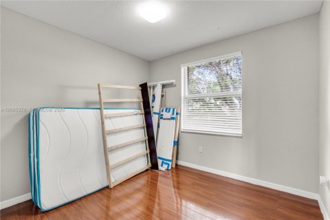 Touwnhouse à vendre à Pembroke Pines, Floride: 3 chambres, 153.94 m2 № 2385216 - photo 20
