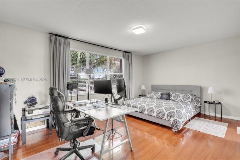 Touwnhouse à vendre à Pembroke Pines, Floride: 3 chambres, 153.94 m2 № 2385216 - photo 21