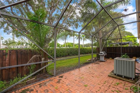 Touwnhouse à vendre à Pembroke Pines, Floride: 3 chambres, 153.94 m2 № 2385216 - photo 29