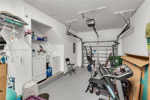 Touwnhouse à vendre à Pembroke Pines, Floride: 3 chambres, 153.94 m2 № 2385216 - photo 27