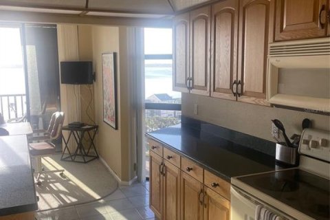 Condo in Clearwater, Florida, 2 bedrooms  № 977225 - photo 16