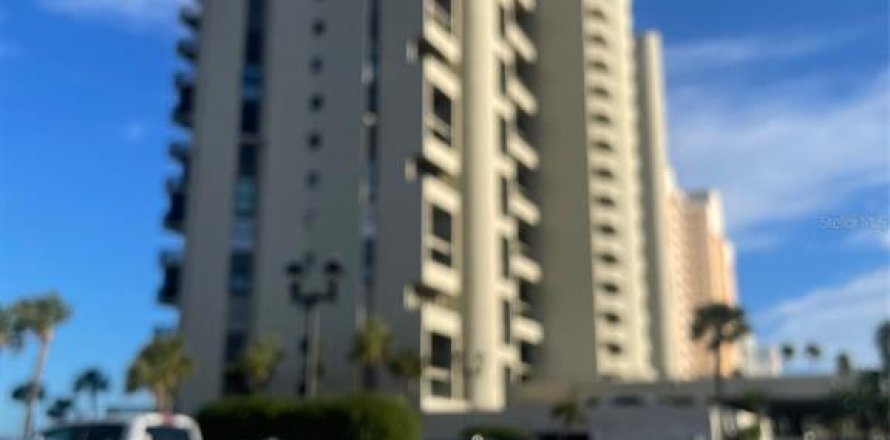 Condominio en Clearwater, Florida, 2 dormitorios № 977225