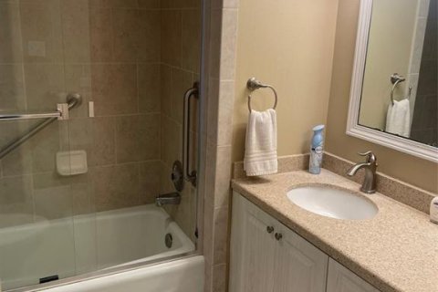 Condo in Clearwater, Florida, 2 bedrooms  № 977225 - photo 24