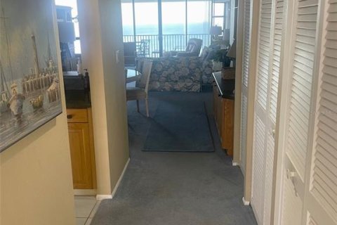 Condo in Clearwater, Florida, 2 bedrooms  № 977225 - photo 5