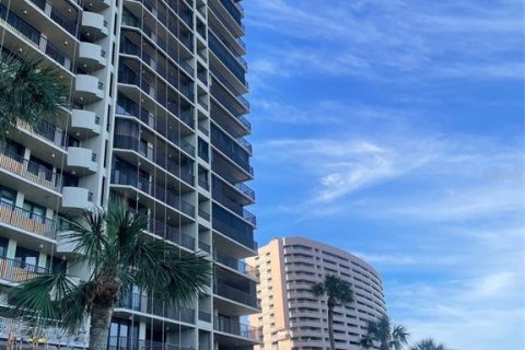 Condo in Clearwater, Florida, 2 bedrooms  № 977225 - photo 18