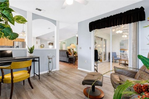 Casa en venta en Leesburg, Florida, 2 dormitorios, 145.67 m2 № 2216758 - foto 18