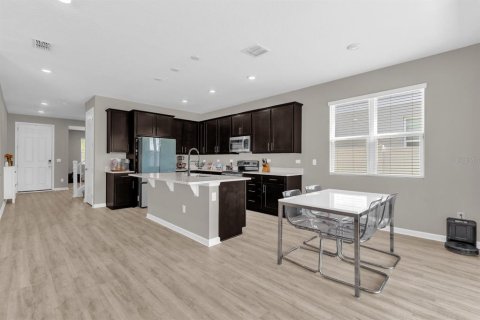 Villa ou maison à vendre à DeLand, Floride: 4 chambres, 260.13 m2 № 1415128 - photo 8