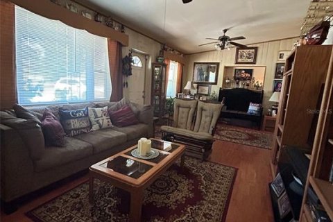 House in Tampa, Florida 4 bedrooms, 168.9 sq.m. № 1786270 - photo 8