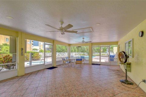 Townhouse in Largo, Florida 4 bedrooms, 170.38 sq.m. № 2166806 - photo 29