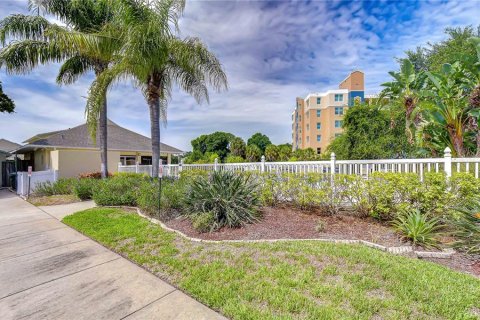 Townhouse in Largo, Florida 4 bedrooms, 170.38 sq.m. № 2166806 - photo 19