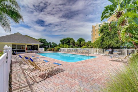 Townhouse in Largo, Florida 4 bedrooms, 170.38 sq.m. № 2166806 - photo 20