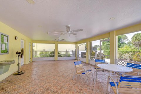 Townhouse in Largo, Florida 4 bedrooms, 170.38 sq.m. № 2166806 - photo 30
