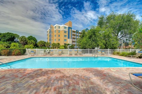 Townhouse in Largo, Florida 4 bedrooms, 170.38 sq.m. № 2166806 - photo 23
