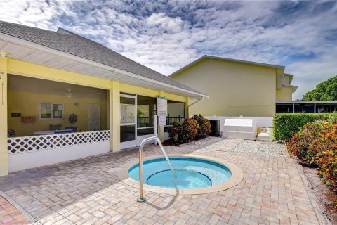 Townhouse in Largo, Florida 4 bedrooms, 170.38 sq.m. № 2166806 - photo 26