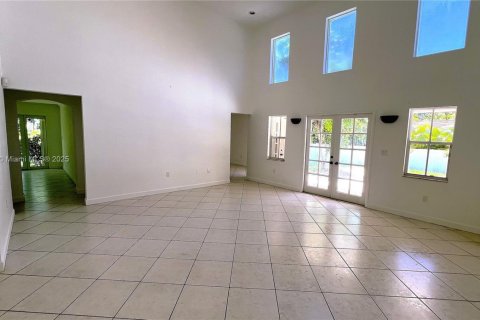 Villa ou maison à vendre à Palmetto Bay, Floride: 4 chambres, 231.33 m2 № 1965548 - photo 8