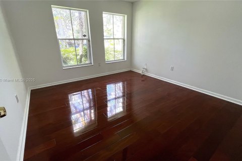 Villa ou maison à vendre à Palmetto Bay, Floride: 4 chambres, 231.33 m2 № 1965548 - photo 20