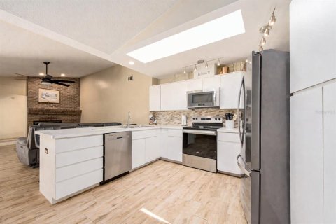 Villa ou maison à vendre à Palm Harbor, Floride: 4 chambres, 241.55 m2 № 2150345 - photo 14