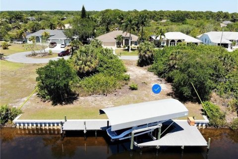 Land in Port Charlotte, Florida № 2394106