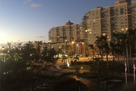 Condominio en venta en Fort Lauderdale, Florida, 1 dormitorio, 31.68 m2 № 2076844 - foto 14