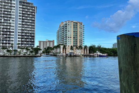 Condominio en venta en Fort Lauderdale, Florida, 1 dormitorio, 31.68 m2 № 2076844 - foto 5