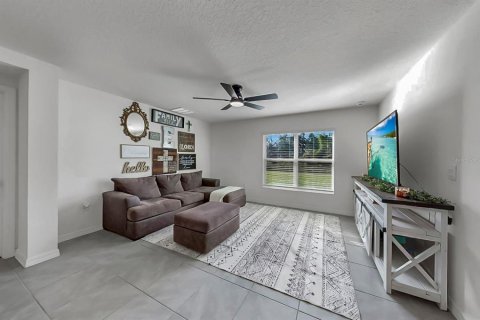 Villa ou maison à vendre à Wimauma, Floride: 4 chambres, 171.5 m2 № 2109943 - photo 8