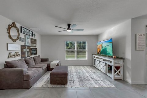 Villa ou maison à vendre à Wimauma, Floride: 4 chambres, 171.5 m2 № 2109943 - photo 6