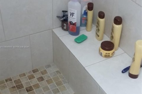 Снять в аренду кондоминиум в Хайалиа Гарденс, Флорида 2 спальни, № 2045896 - фото 11