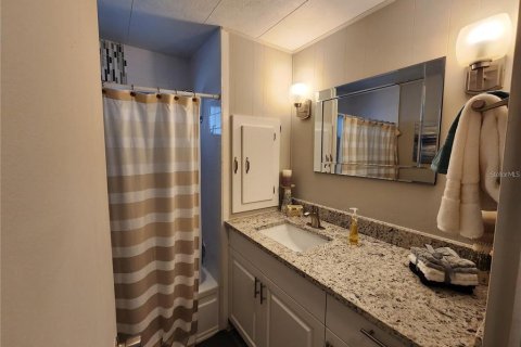 Apartment in Bradenton, Florida 2 bedrooms, 78.04 sq.m. № 1792923 - photo 4