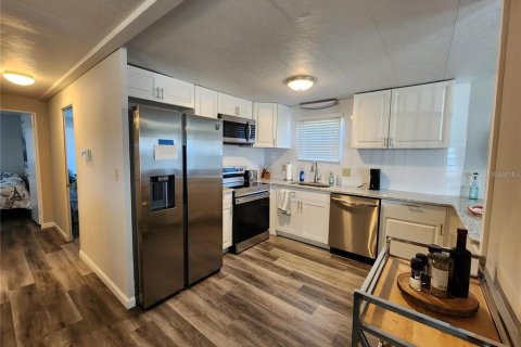 Apartment in Bradenton, Florida 2 bedrooms, 78.04 sq.m. № 1792923 - photo 7
