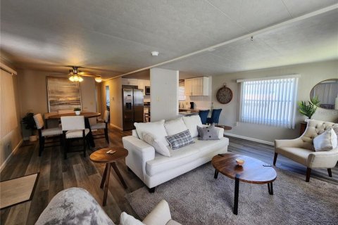 Apartment in Bradenton, Florida 2 bedrooms, 78.04 sq.m. № 1792923 - photo 9